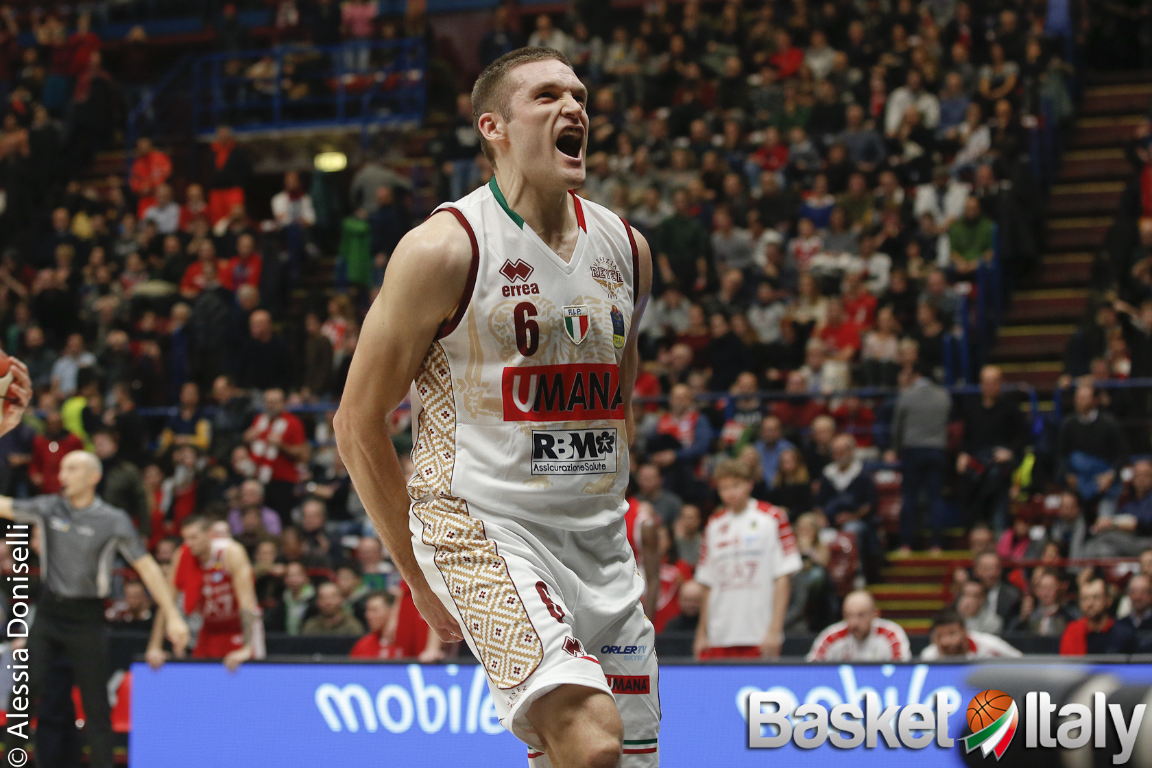 Super Bramos e Tonut, la Reyer elimina la Virtus Bologna ed è in semifinale