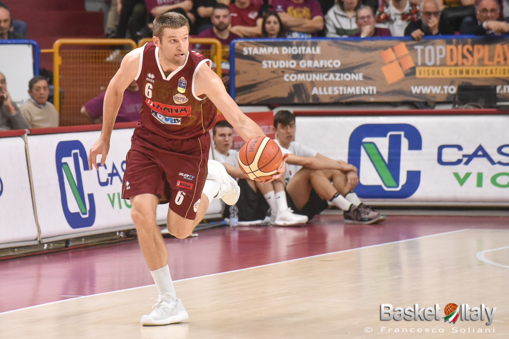 Super Bramos trascina la Reyer, piegata la Dinamo Sassari