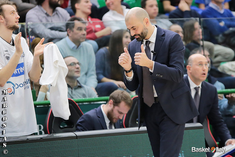 Brescia, Buscaglia si presenta: “Immagino che tutti i miei giocatori saranno pronti a dare il loro massimo, a me serve solo quello”