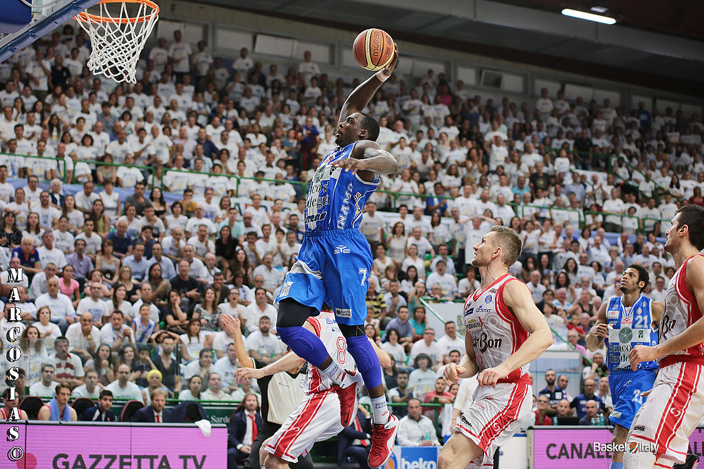 Do You Remember – Gara 6? Dinamo Sassari – Grissin Bon Reggio Emilia, la finale scudetto più bella degli ultimi 10 anni!