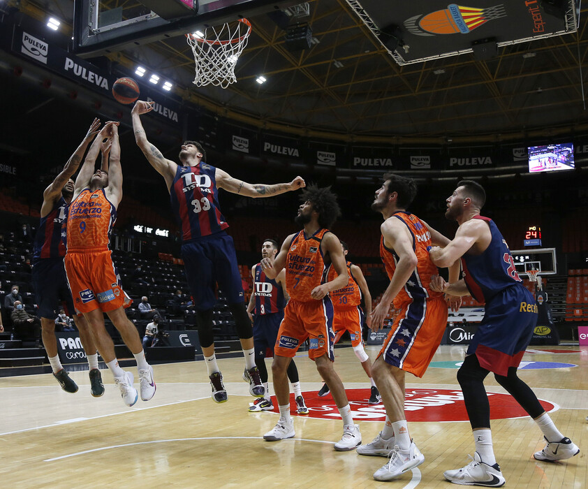 #ItalyInEurope: Un brutto Baskonia cade a Valencia, Polonara migliore dei suoi