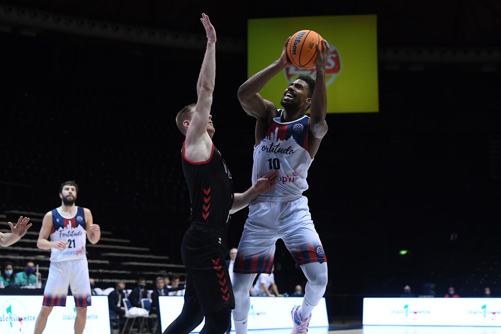 Fortitudo Bologna: stagione finita per Wesley Saunders