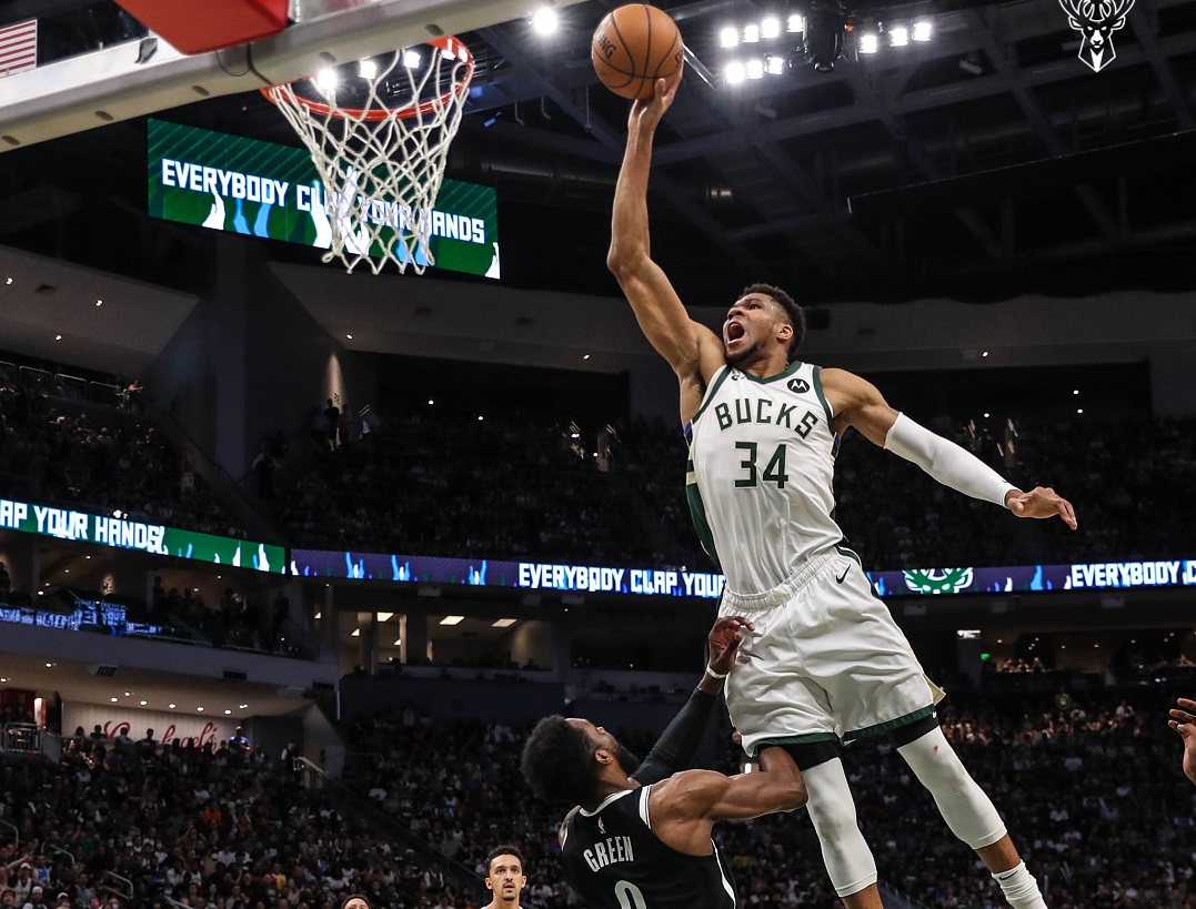 NBA: KD veste i panni di Superman ma non basta, ad andare in finale sono i Bucks di Antetokounmpo